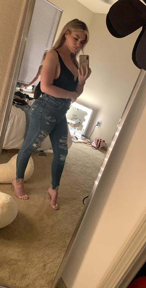 alexanicole97 onlyfans leaked picture 1