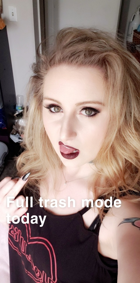 alicexlayne onlyfans leaked picture 2