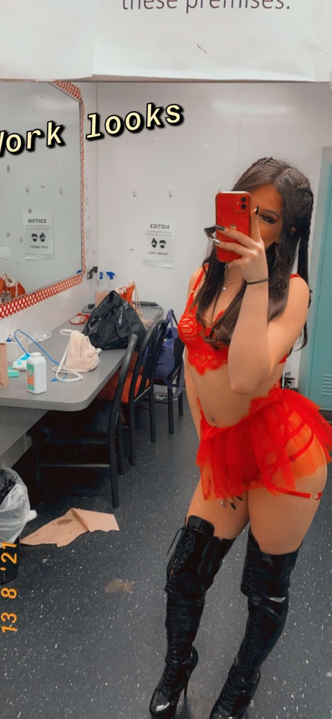 baby_stripper_belle onlyfans leaked picture 1