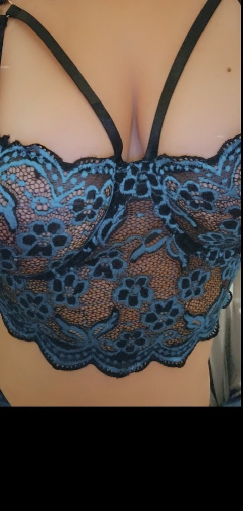babygirl101350 onlyfans leaked picture 1