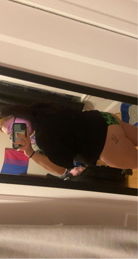 babygirlbree1 onlyfans leaked picture 1