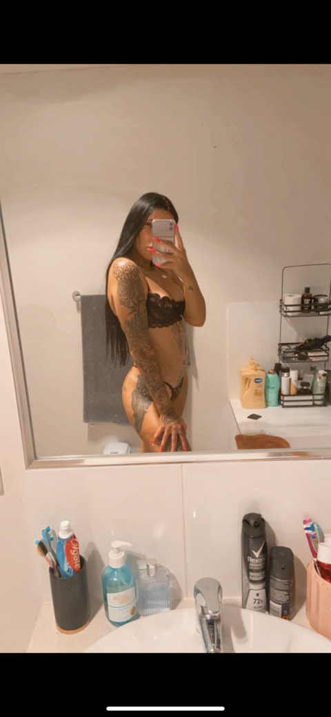 babyhoe98 onlyfans leaked picture 1