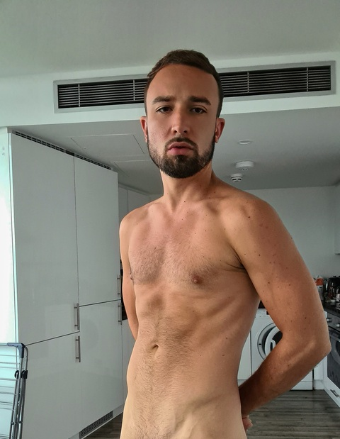 bazzzfitness onlyfans leaked picture 2