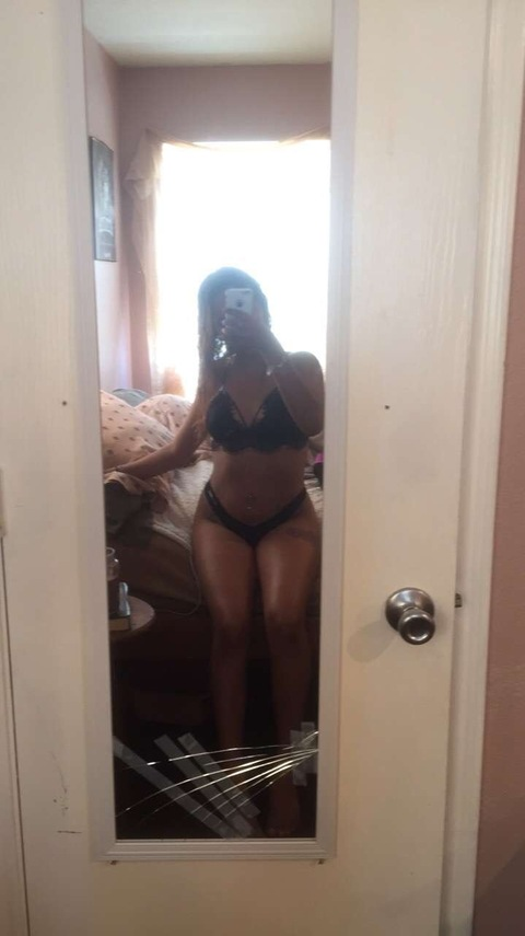 bellaahtx99 onlyfans leaked picture 1