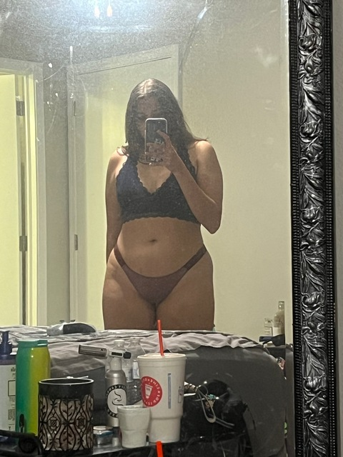 bellemarie73003 onlyfans leaked picture 1