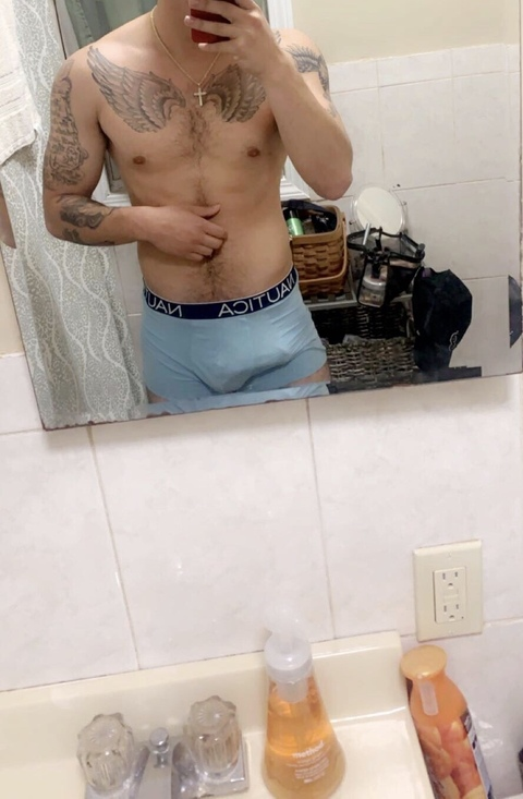 bigdickenergy23 onlyfans leaked picture 2