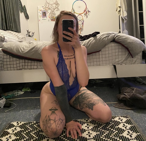 bitch6700 onlyfans leaked picture 1