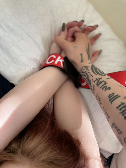 blondepeach21 onlyfans leaked picture 1