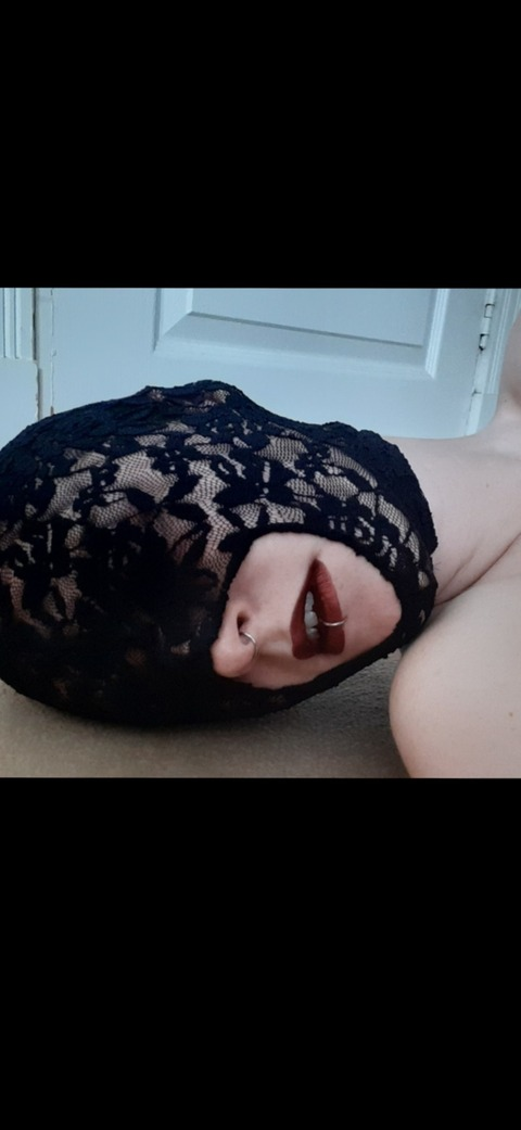 bondagebaby96 onlyfans leaked picture 2