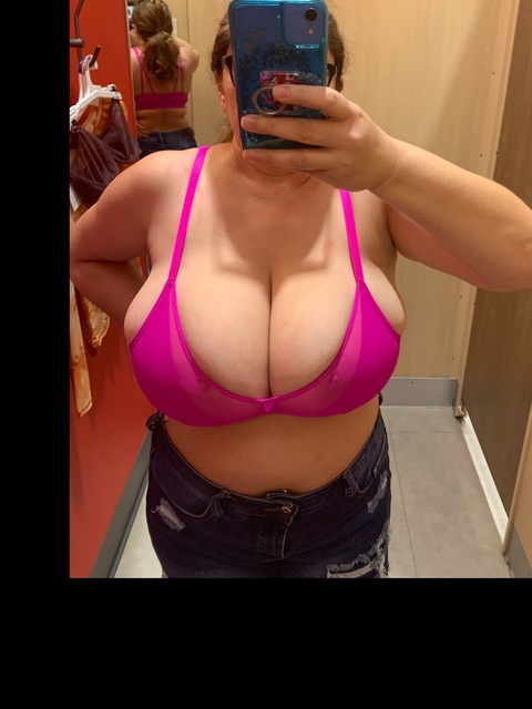 busty34n onlyfans leaked picture 1