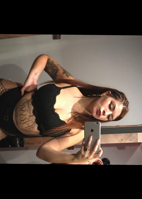 chaina22 onlyfans leaked picture 1