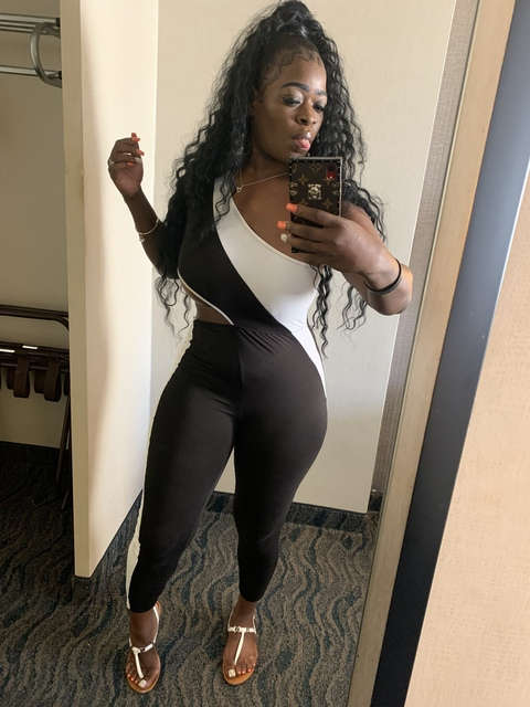 chocolate_lips onlyfans leaked picture 1