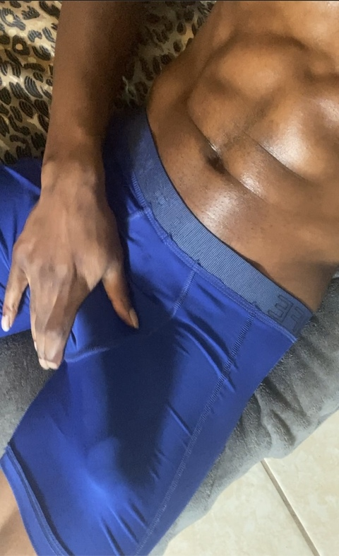 chocolatedrop710 onlyfans leaked picture 1
