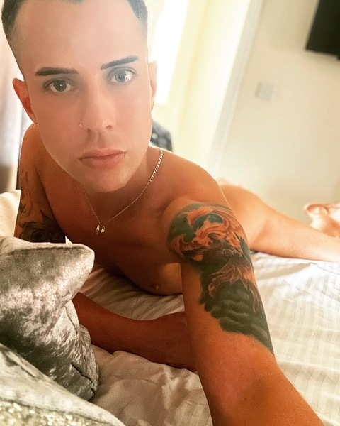 christianferrari onlyfans leaked picture 1