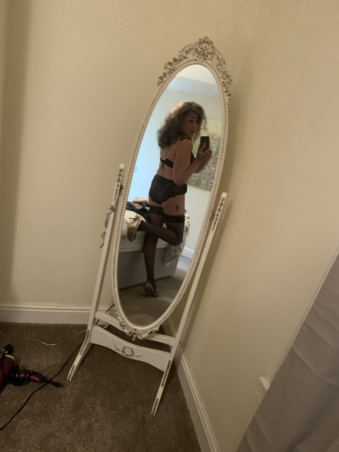 cicelycashmere onlyfans leaked picture 2