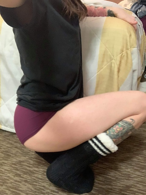 daddysqueen6996 onlyfans leaked picture 2