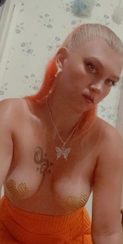 damnshefine89 onlyfans leaked picture 1
