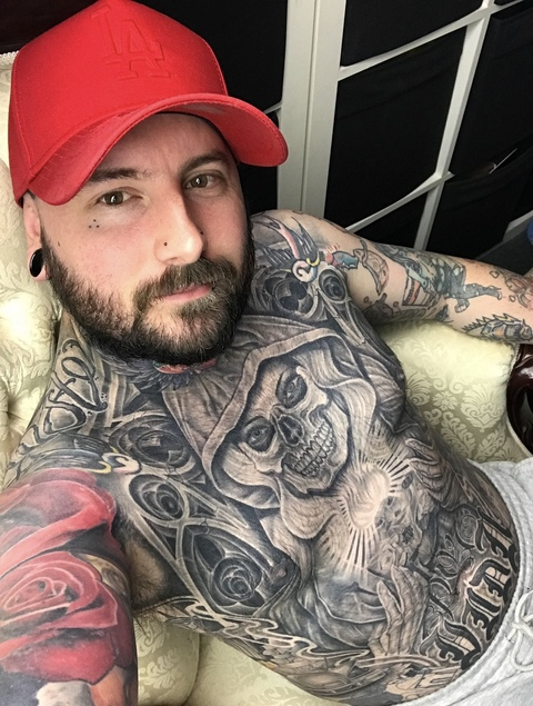 dan_b33tattoo onlyfans leaked picture 1