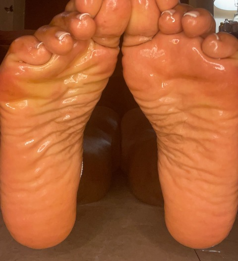delightfulsoles onlyfans leaked picture 1