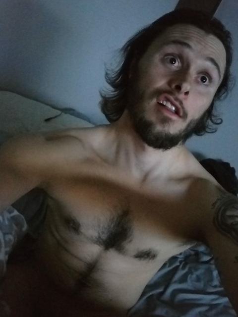 dylanh93 onlyfans leaked picture 2