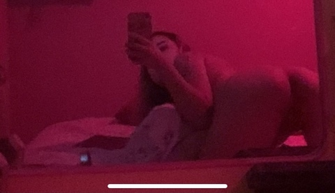 emobxtch onlyfans leaked picture 1