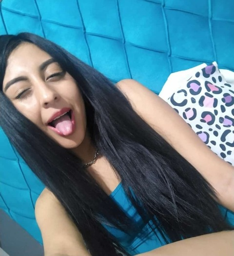 faabrizuelaa onlyfans leaked picture 1