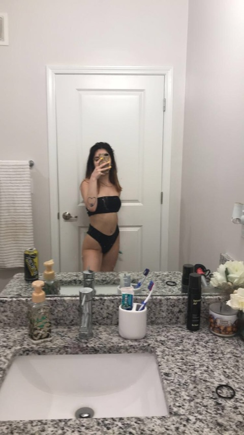 faithhann onlyfans leaked picture 2