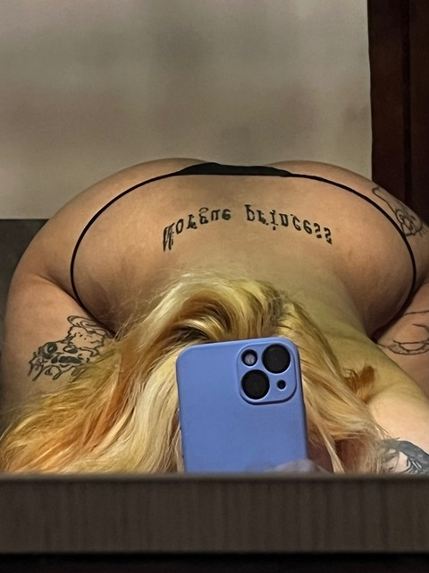 freelamakoto onlyfans leaked picture 1