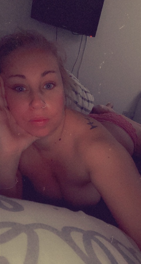 hayley_873 onlyfans leaked picture 1