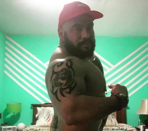 herculestoritoxxx onlyfans leaked picture 2