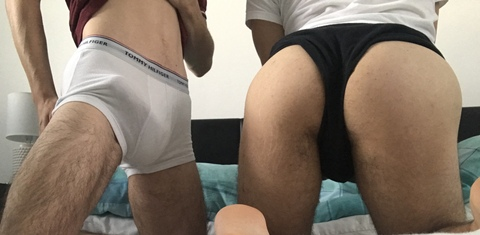 hung-gay-couple onlyfans leaked picture 1