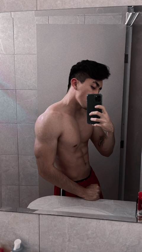 itsdavehernandez onlyfans leaked picture 1