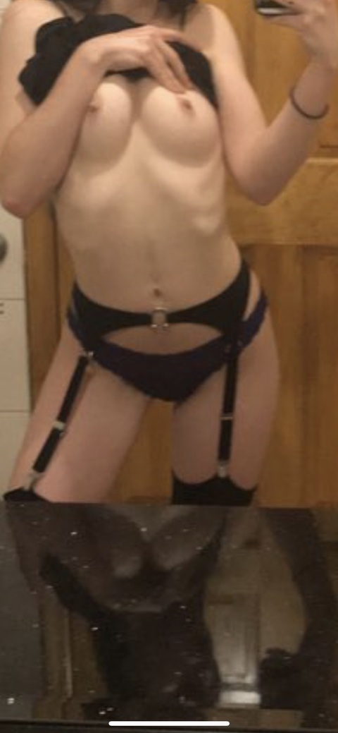 katebaby onlyfans leaked picture 1