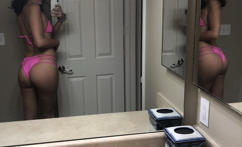 katherinechance onlyfans leaked picture 1