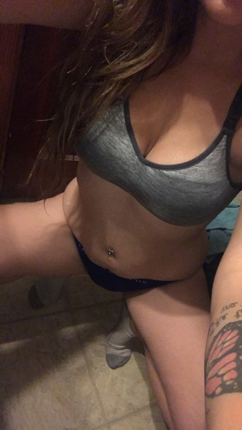 kinkychey onlyfans leaked picture 1