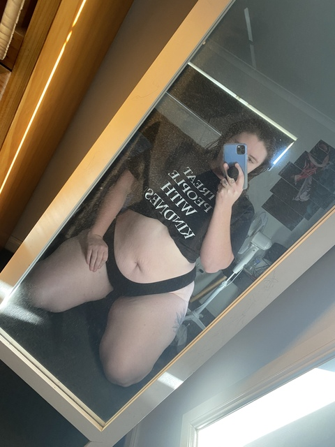kween_valentine onlyfans leaked picture 1
