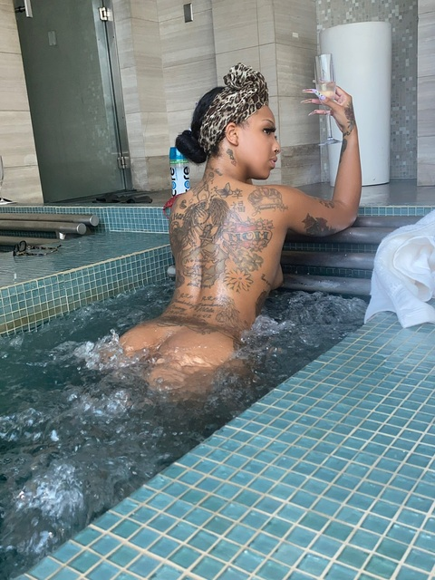 lalovetheboss onlyfans leaked picture 2