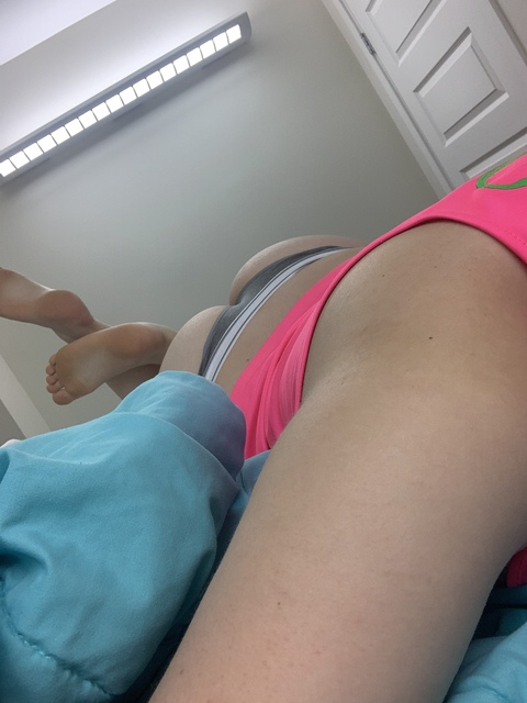 luzstarbright onlyfans leaked picture 1