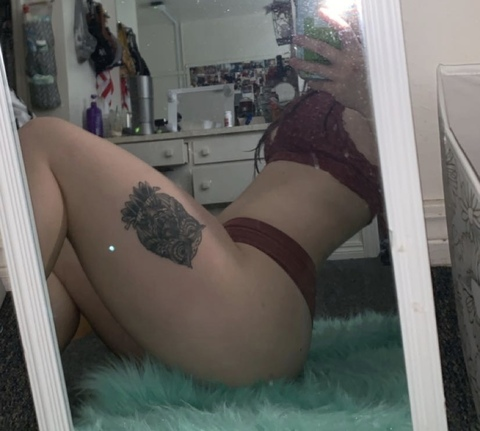 maccyyyjuliet onlyfans leaked picture 1