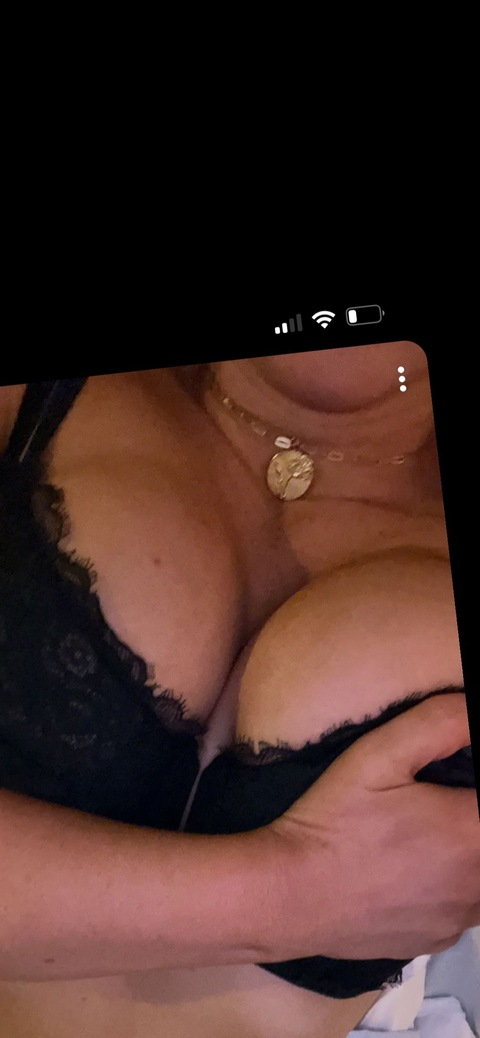 madeline_xoxoxo onlyfans leaked picture 1