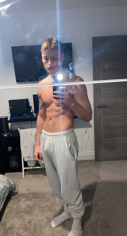 masterjamess1 onlyfans leaked picture 2
