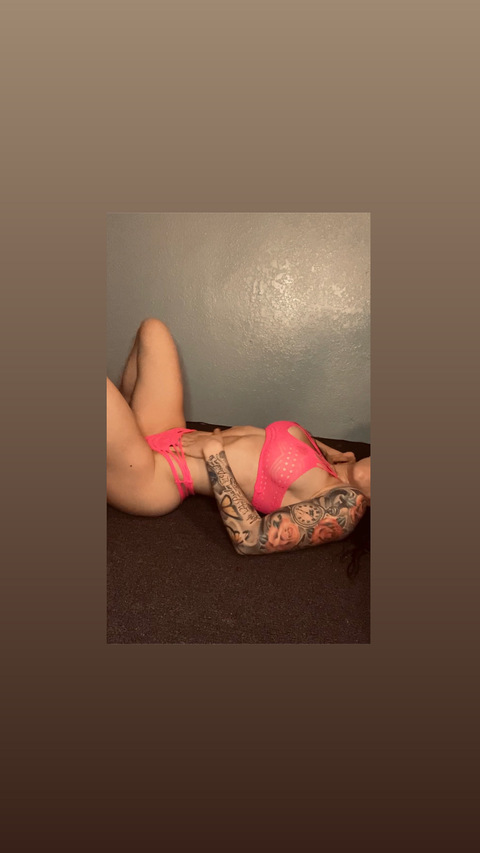 miilkmariie22 onlyfans leaked picture 2