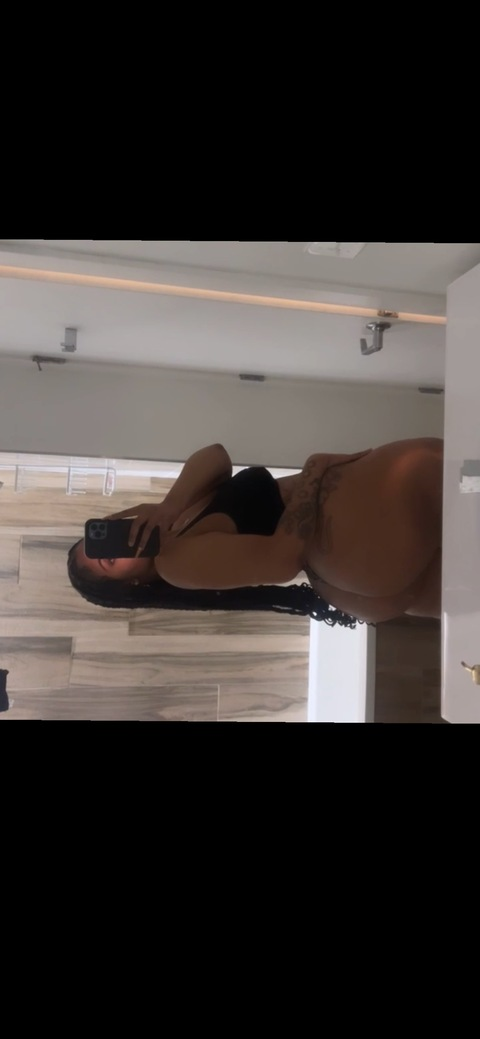 misses_finesse onlyfans leaked picture 1