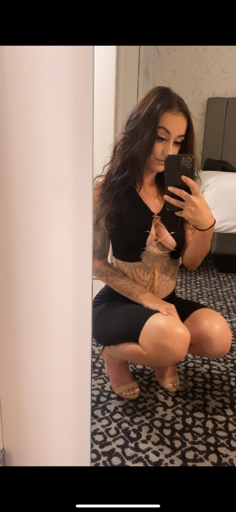 mulacashlee onlyfans leaked picture 1