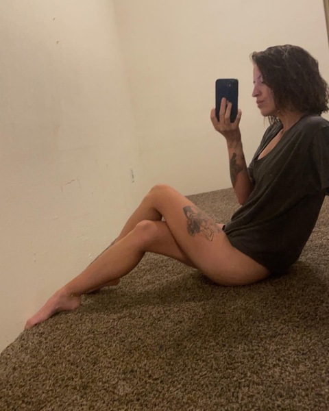 nikole110 onlyfans leaked picture 1