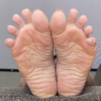 only1exploremysoles onlyfans leaked picture 1