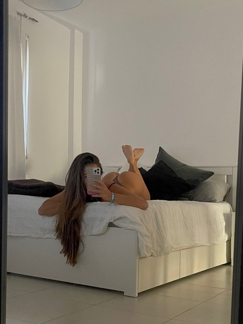 onlyeeeli onlyfans leaked picture 1