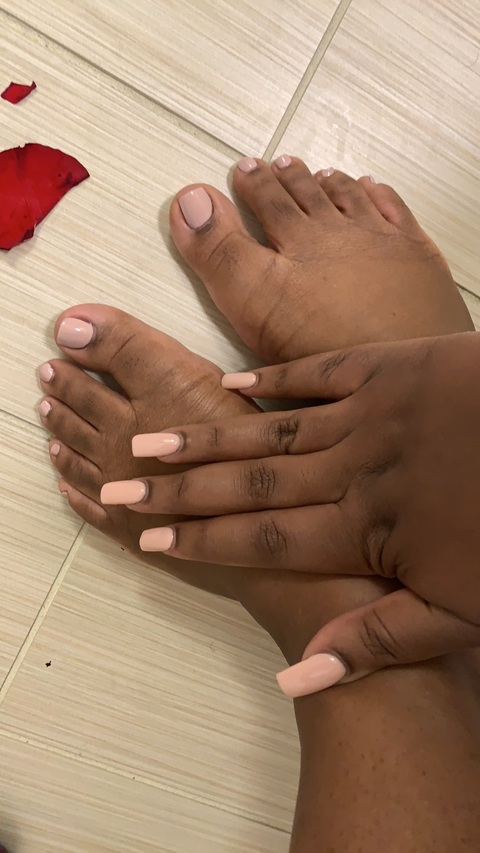 peachesbyher onlyfans leaked picture 1