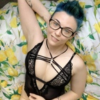 petite-pixie onlyfans leaked picture 1