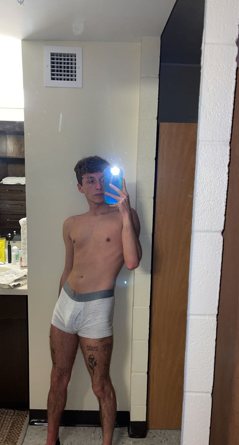 pobekerry onlyfans leaked picture 1